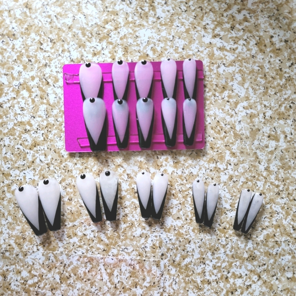 Luxury Press on Nails